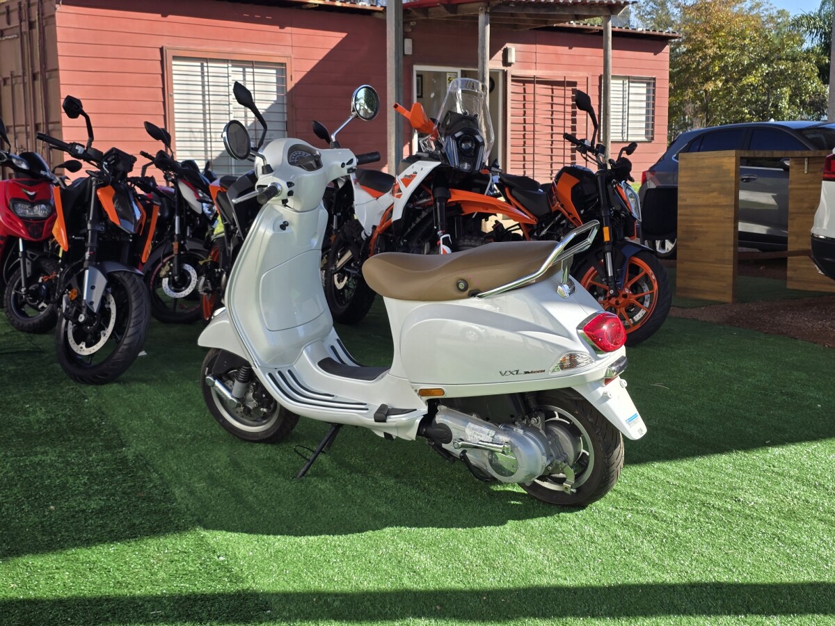 Piaggio Vespa VXL 125 cc. 2026 0KM | Permuta / Financia Piaggio Vespa VXL 125 cc. 2026 0KM | Permuta / Financia