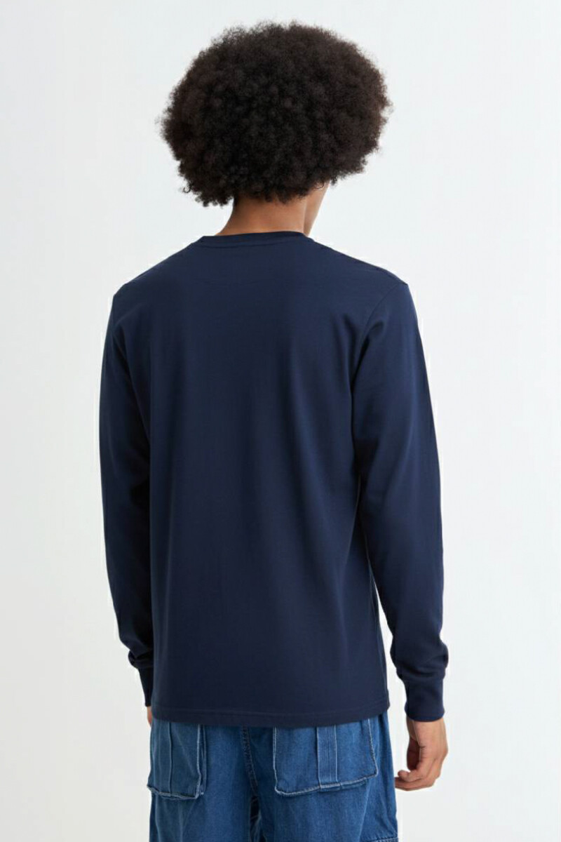 Remera cuello redondo AZUL MARINO