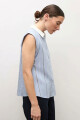 Camisa rayada sin mangas celeste