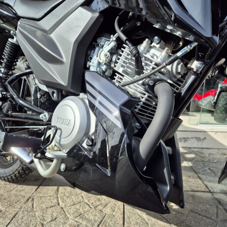 Yamaha YBRZ 125 Negro