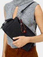Bolso Bandolera De Nylon Con Colgante negro