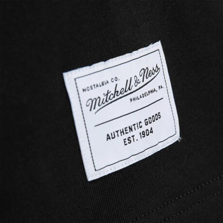Remera Essential Mitchell and Ness Black