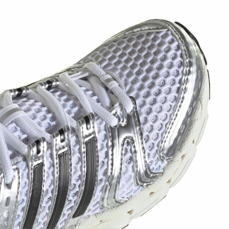Championes adidas Adistar Control 5 White