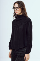 Runa Black
