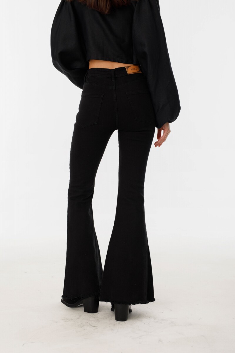 Jean New Paz Negro