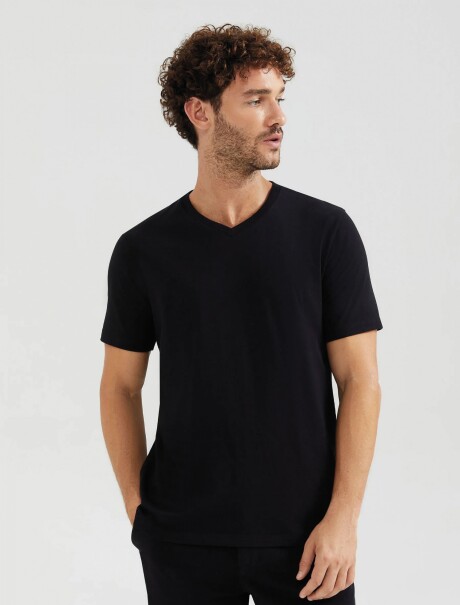 CAMISETA BÁSICA EN FLAMÉ NEGRO