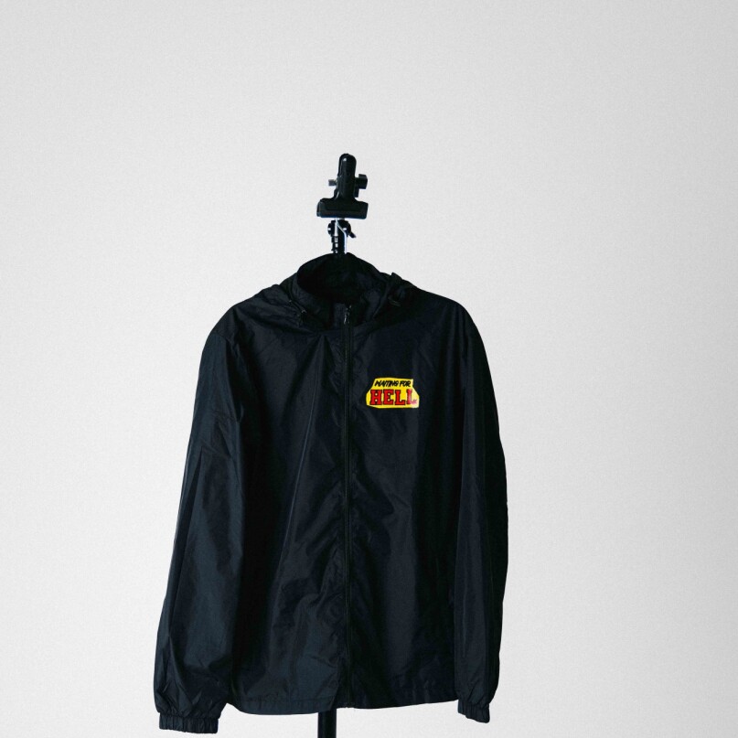 CAMPERA NYLON KRANEO NEGRA CAMPERA NYLON KRANEO NEGRA