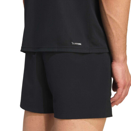 Remera Workout Essentials Base de Hombre Negro