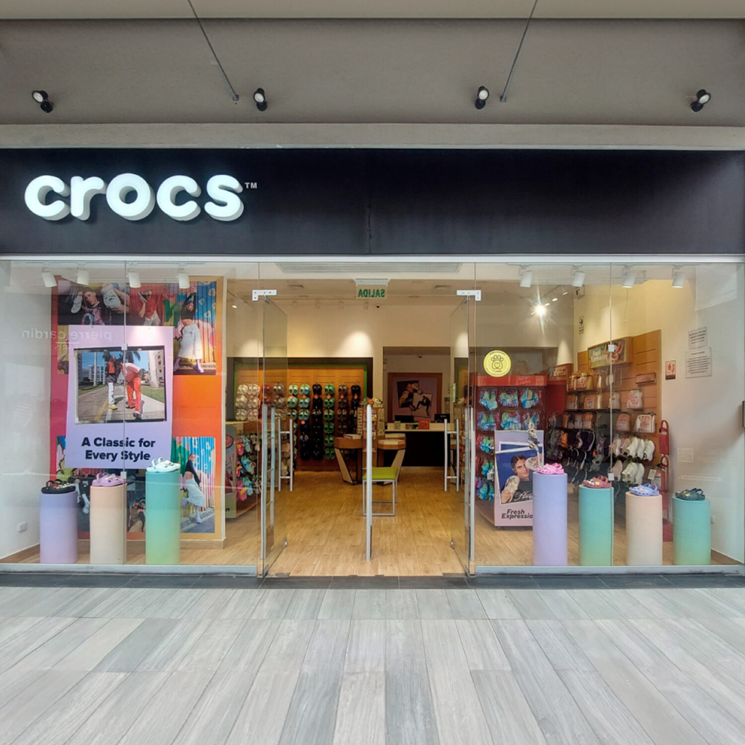 Crocs - Outlet Arauco Lurín