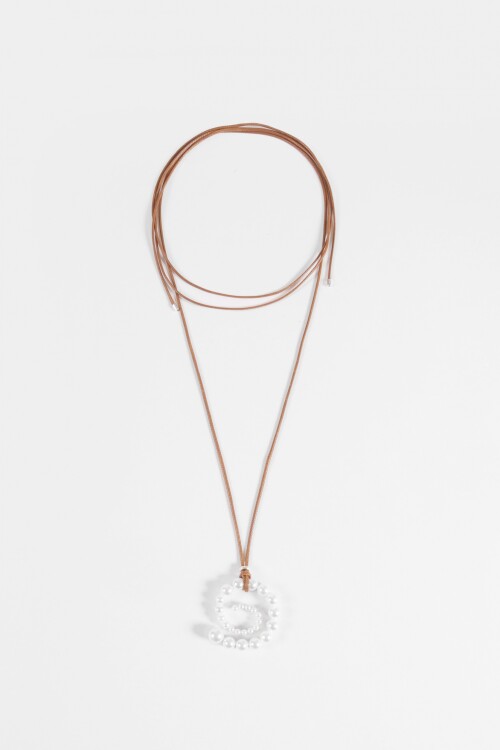 Collar espiral blanco
