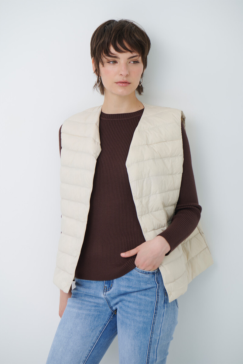 CHALECO PLUMAS BEIGE