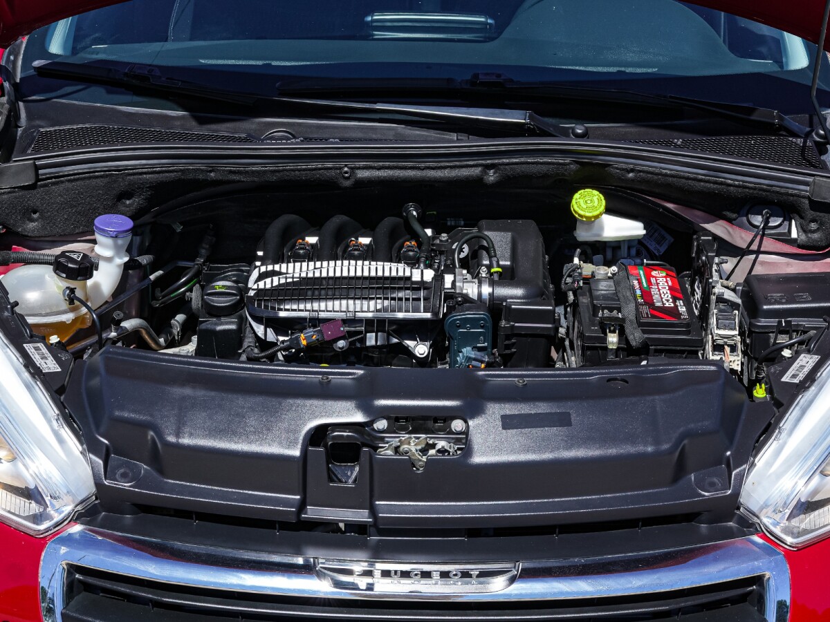 Peugeot 208 Active 1.2 Extra Full 2018 EXCELENTE ESTADO! Peugeot 208 Active 1.2 Extra Full 2018 EXCELENTE ESTADO!