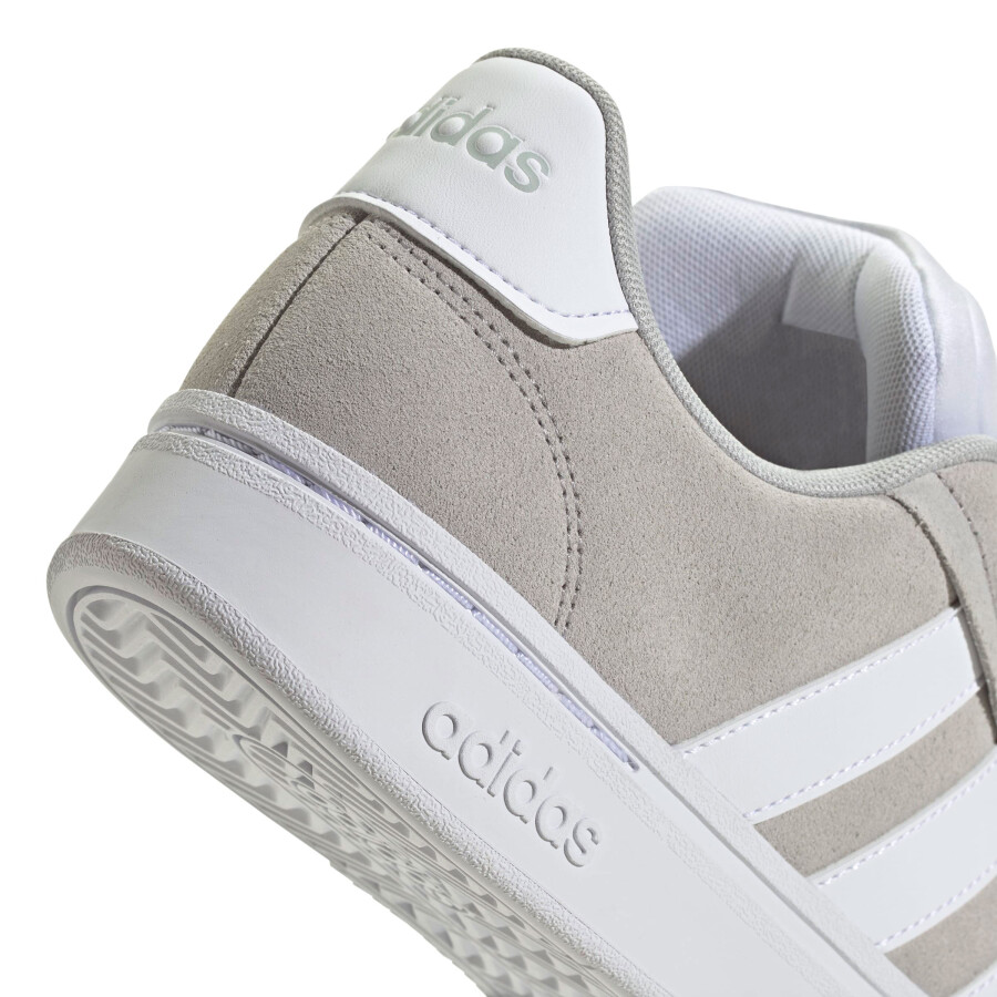 Championes de Hombre Adidas Grand Court Alpha Gris-Blanco