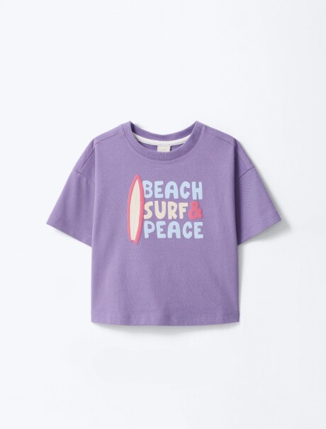 CAMISETA INFANTIL CON ESTAMPA LILA