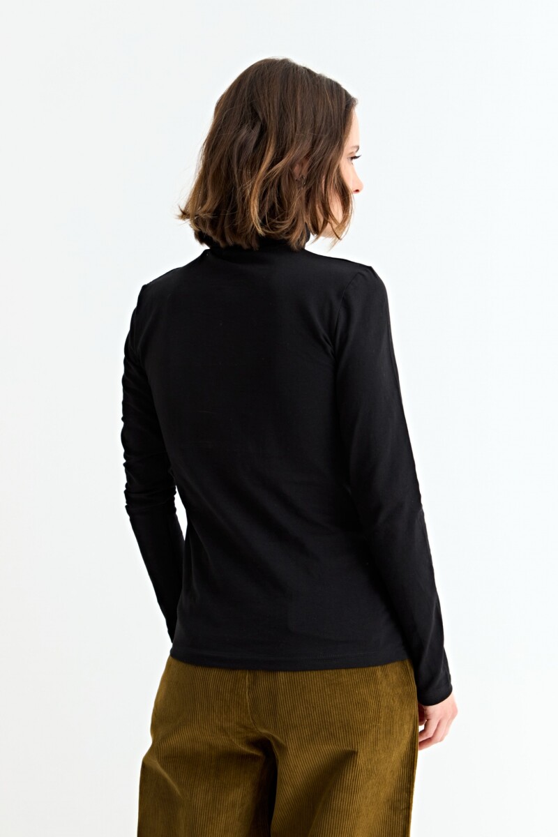 Remera cuello polera m/l básica NEGRO