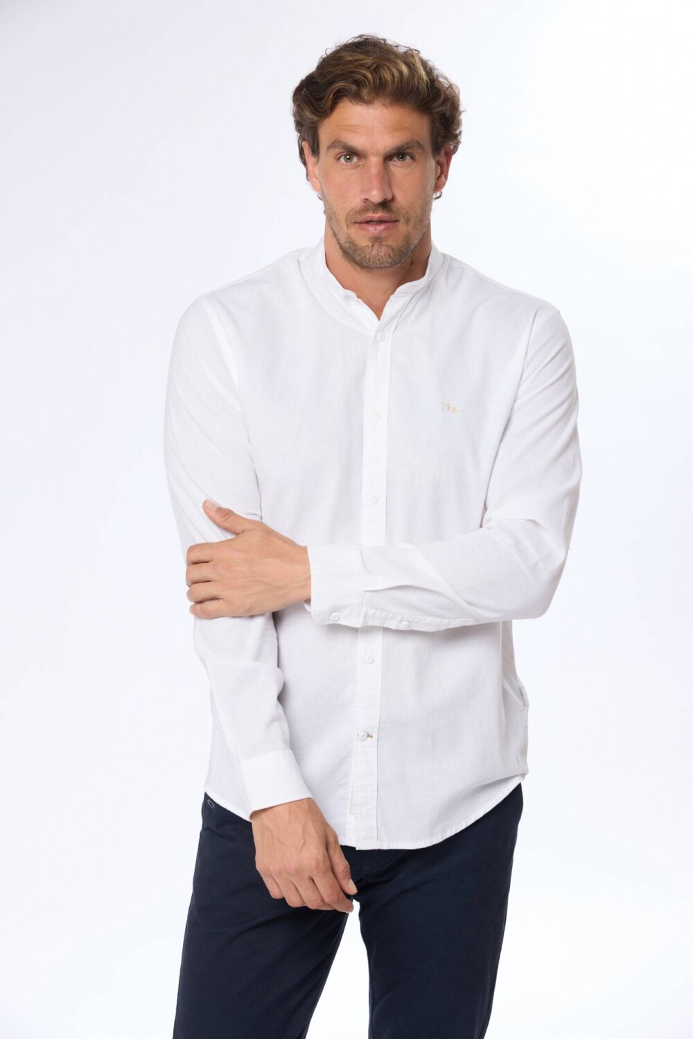 CAMISA DE LINO CUELLO MAO Blanco