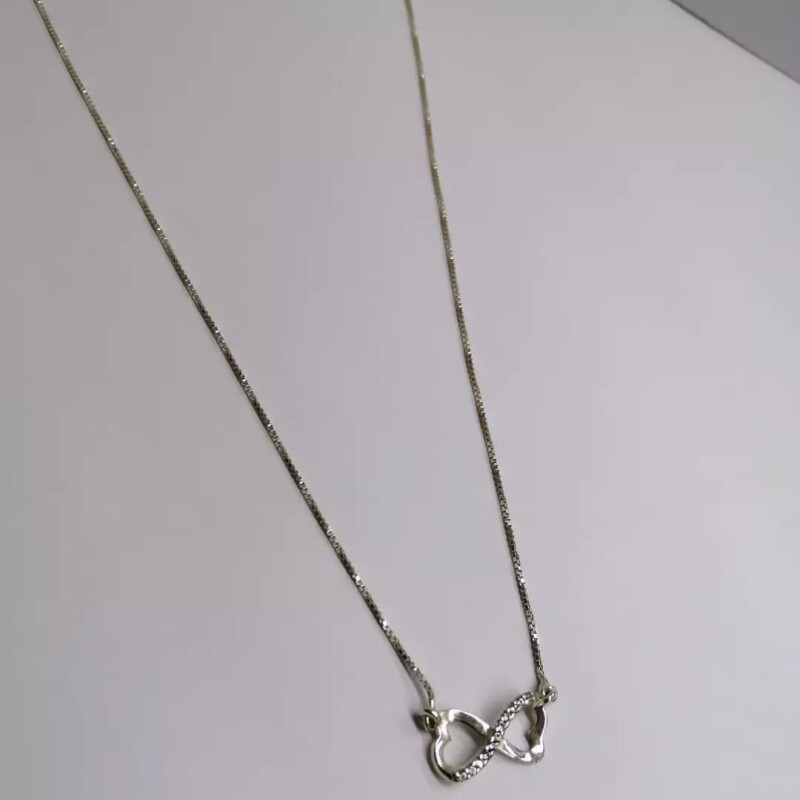 Cadena y colgante infinito forma corazon con zirconias Cadena y colgante infinito forma corazon con zirconias