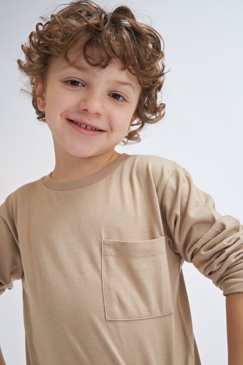 Remera manga larga bolsillo Beige