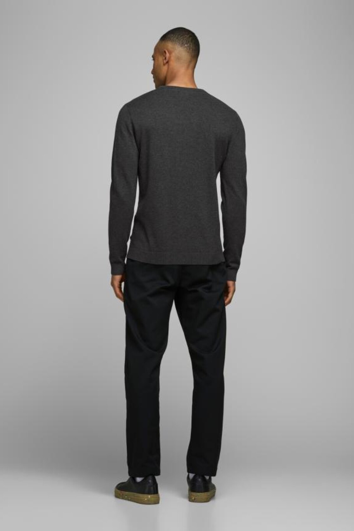 Sweater Basic Clásico Dark Grey Melange