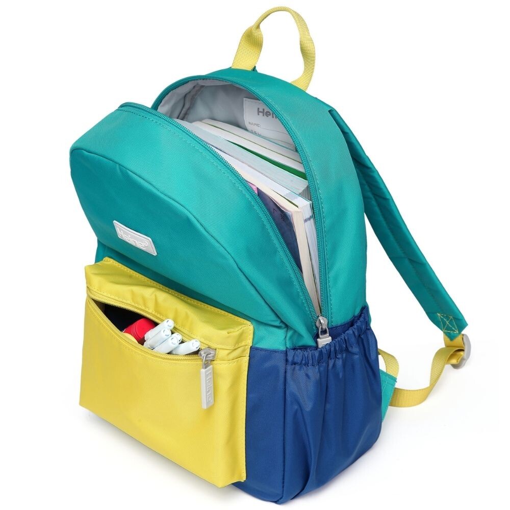 mochila infantil heine abierta con libros