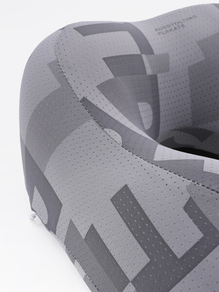 ALMOHADON VIAJE QATAR MEMORY GRIS