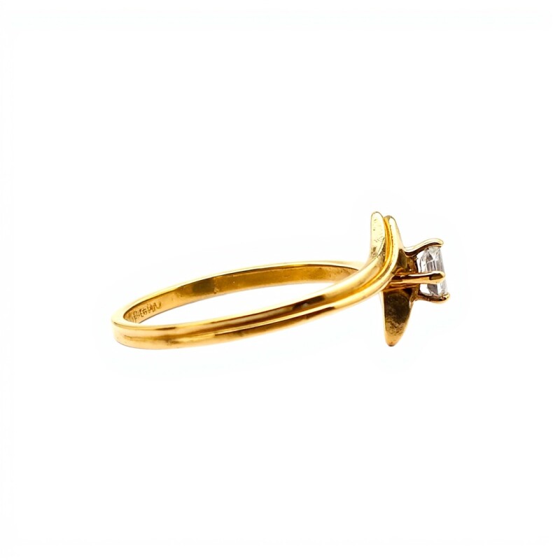 Anillo-Oro bajo-Piedra Zirconia-AN8052 conpiedra