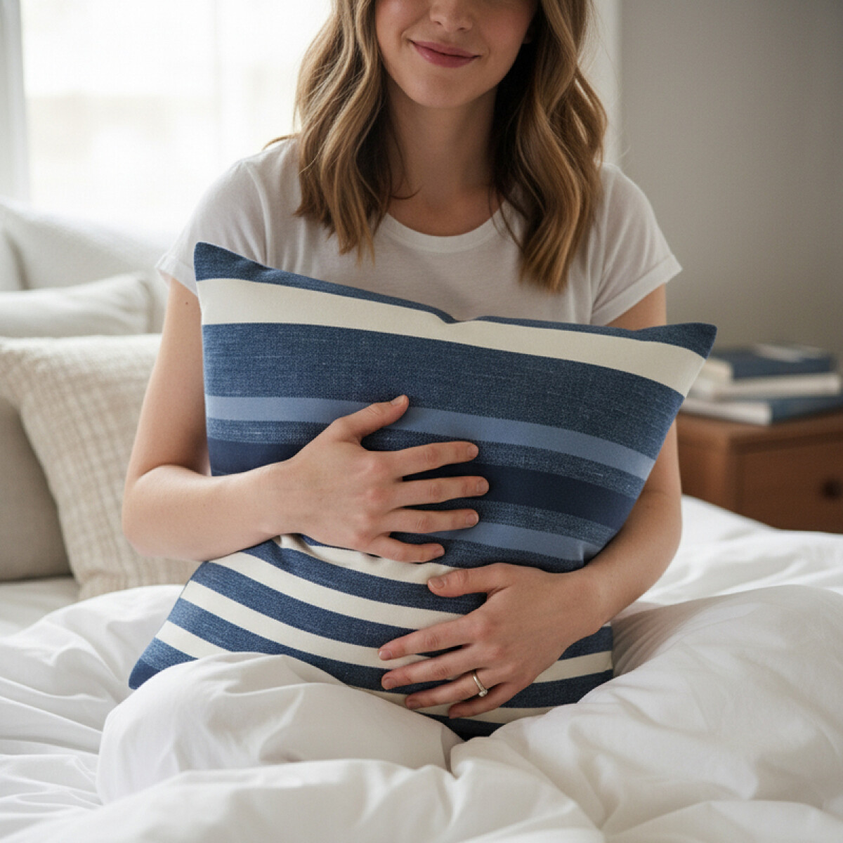 Almohadón Decorativo 45x45 cm - Franjas Azul Navy Estilo Náutico – Cojín para Cama y Sofá – Cojín Suave para Cama y Living 