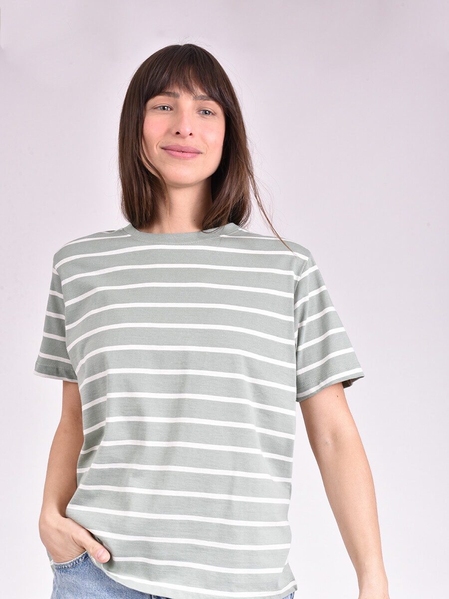 REMERA HESTIA - VARIANTE 4 