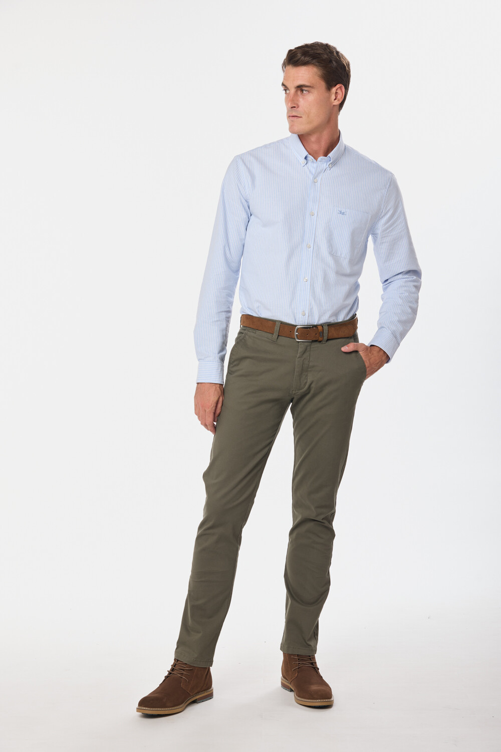 PANTALÓN SKINNY CON SPANDEX Verde