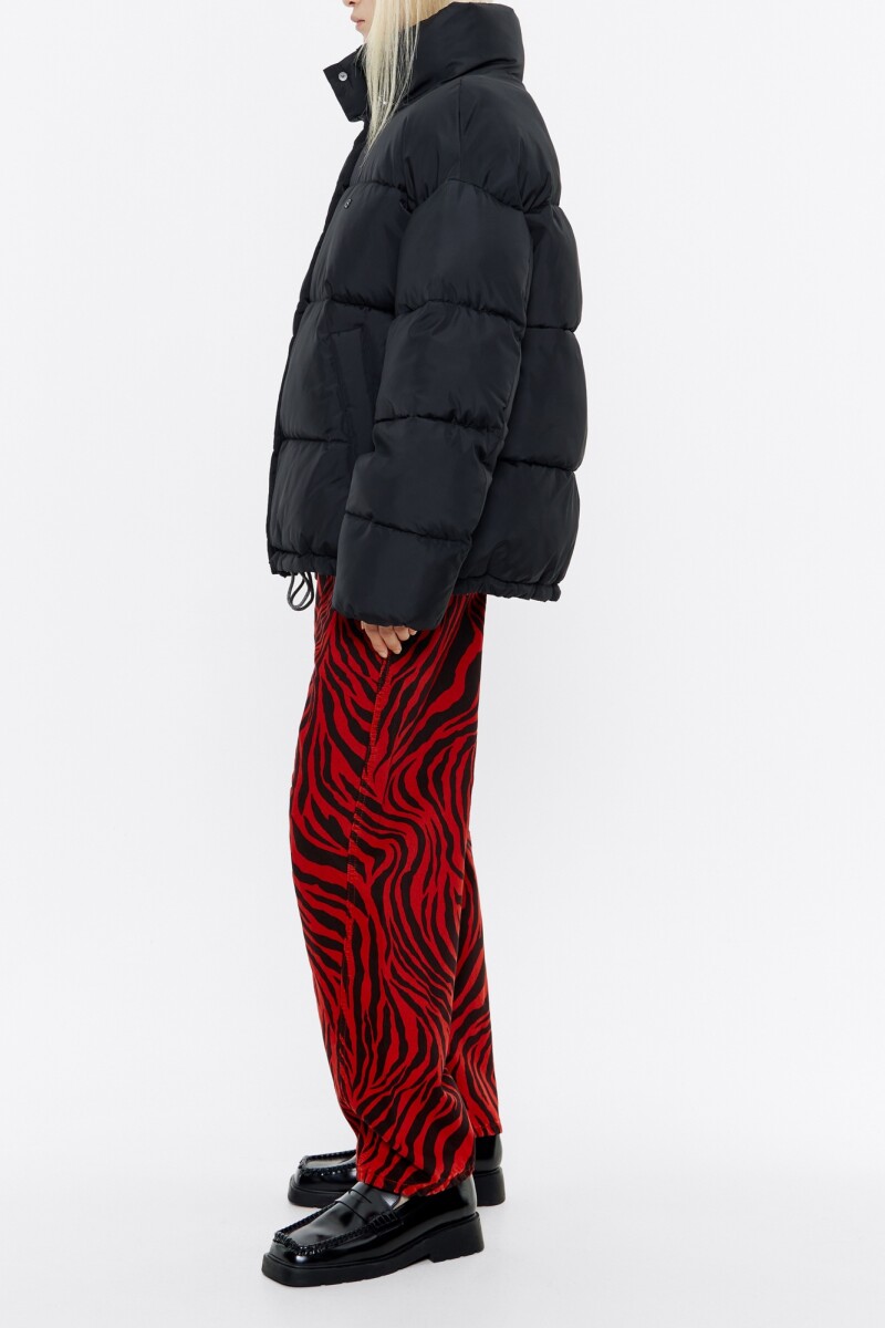 CHAQUETÓN Negro