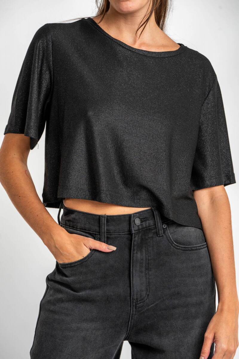 Remera Crop Negro