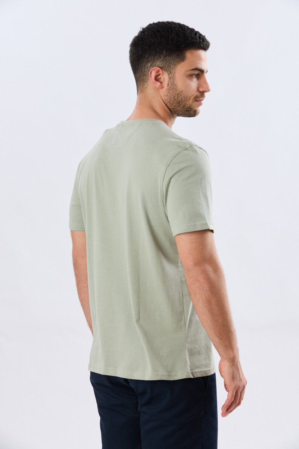 REMERA ESTAMPADA DE ALGODÓN Pistacho