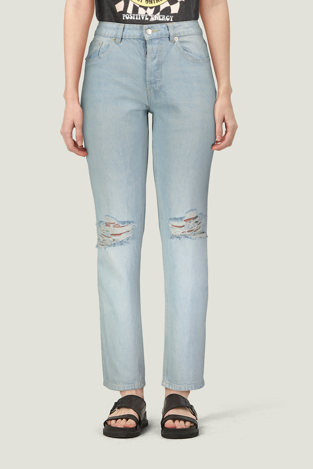 Pantalon Betiri Celeste Grisaceo