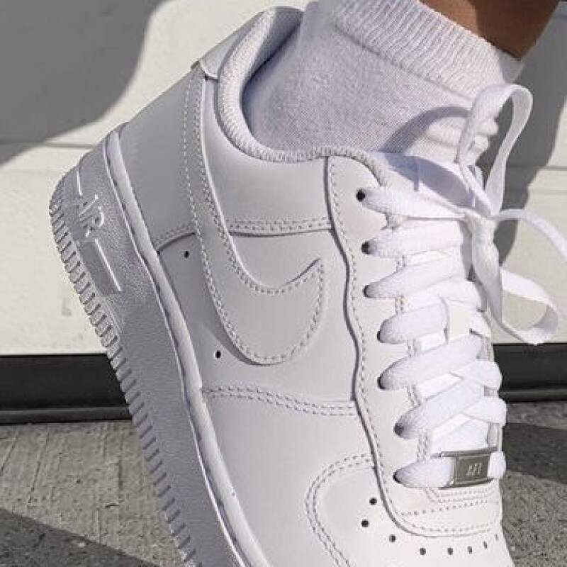 Nike Air Force 1 07 Color Blanco