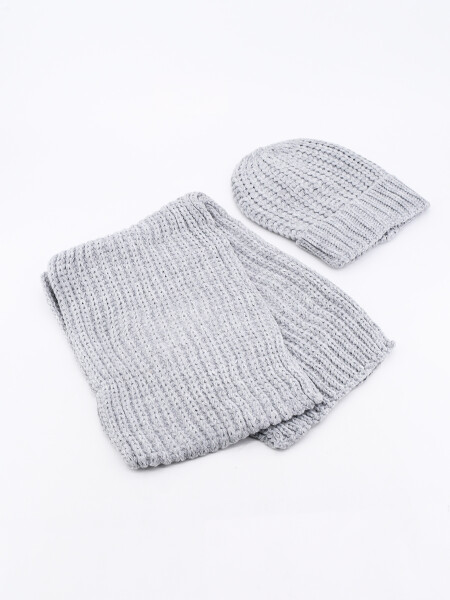 GORRO Y BUFANDA GRIS