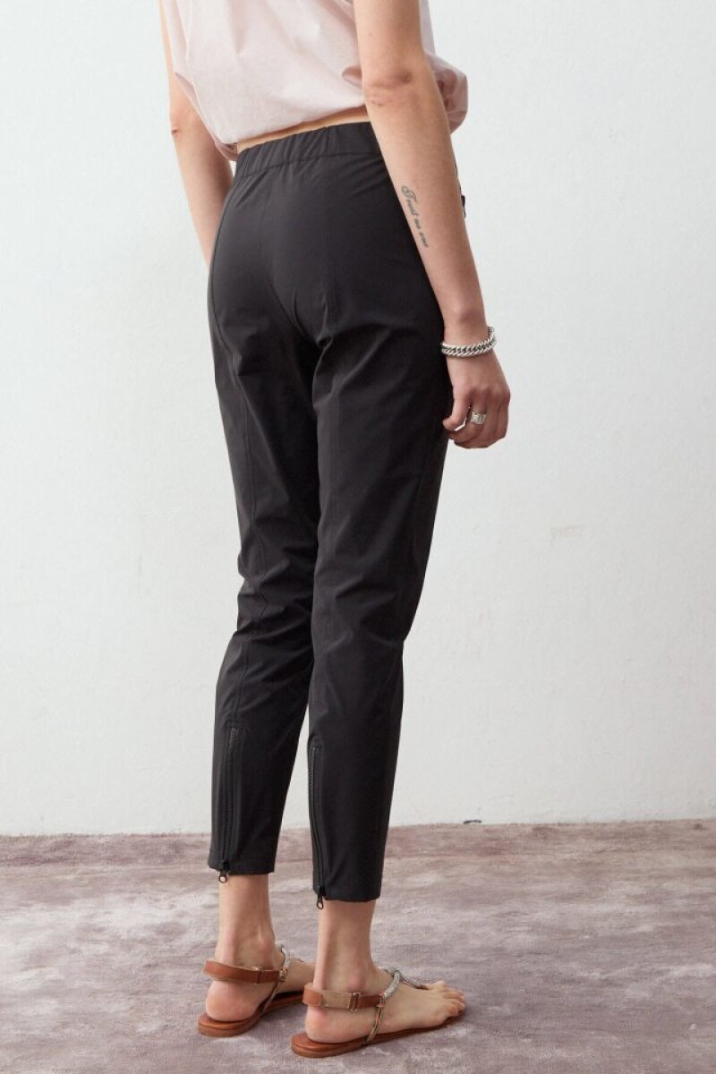 PANTALON STREET Negro