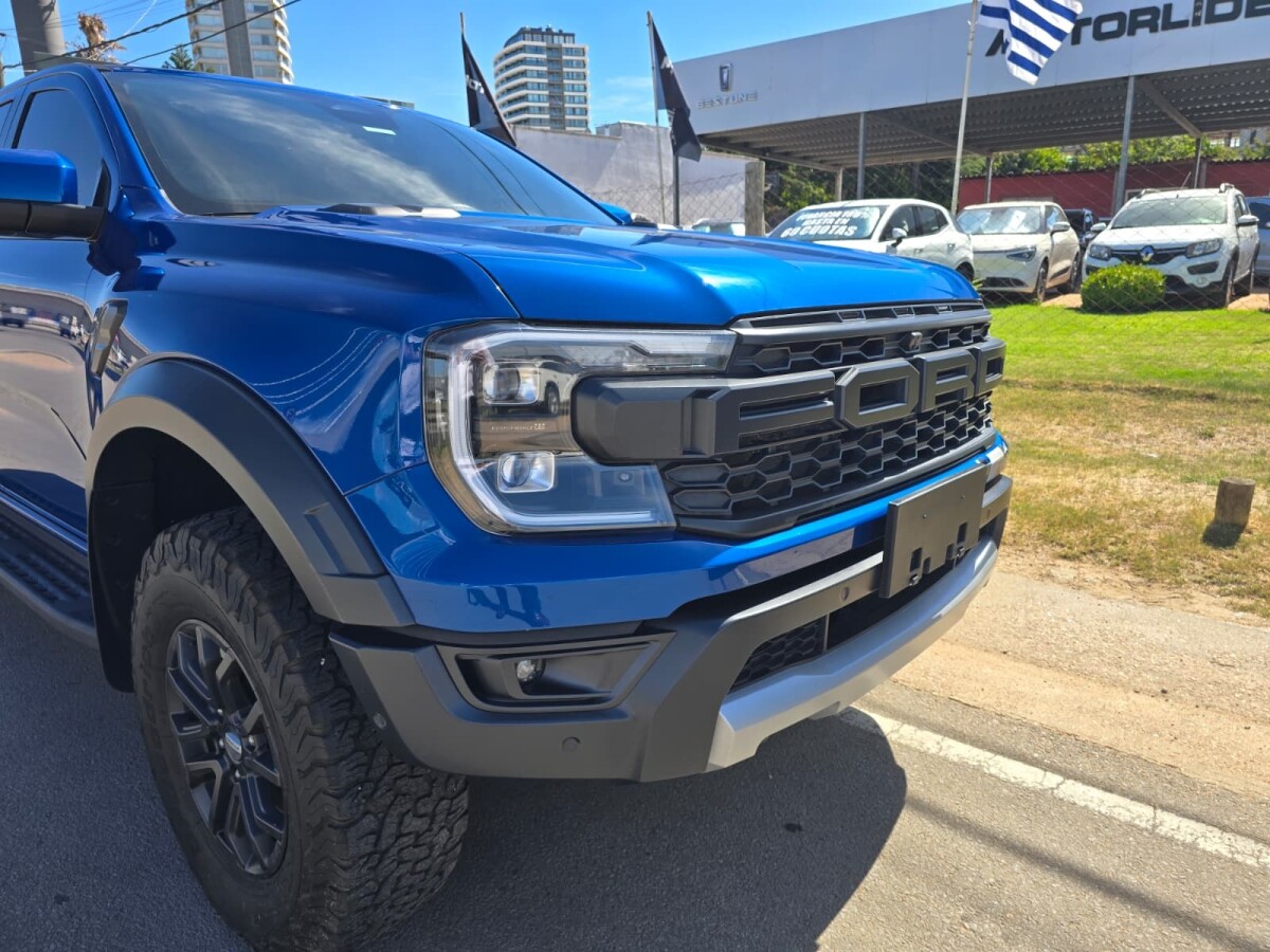 Ford Ranger Raptor V6 3.0L Extra Full Descuenta IVA Ford Ranger Raptor V6 3.0L Extra Full Descuenta IVA