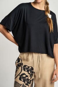 Remera Negro