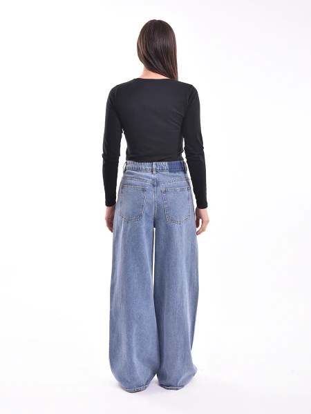 REMERA NILA VARIANTE 13