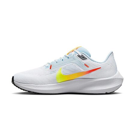 NIKE PEGASUS 40 White