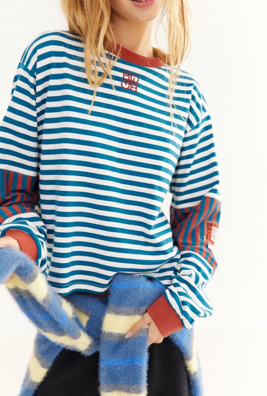 Remera Ritma Petroleo