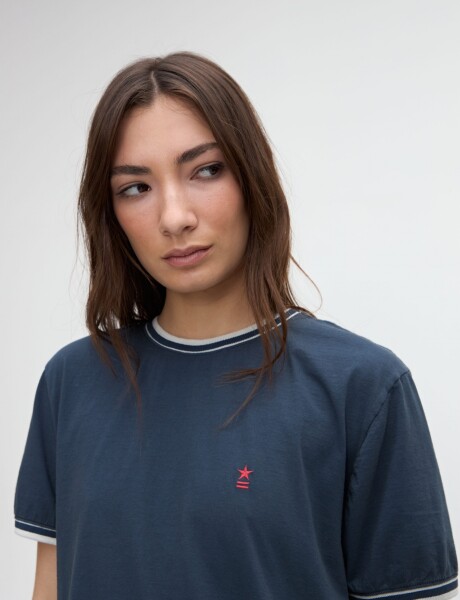 Remera Nicole Azul noche