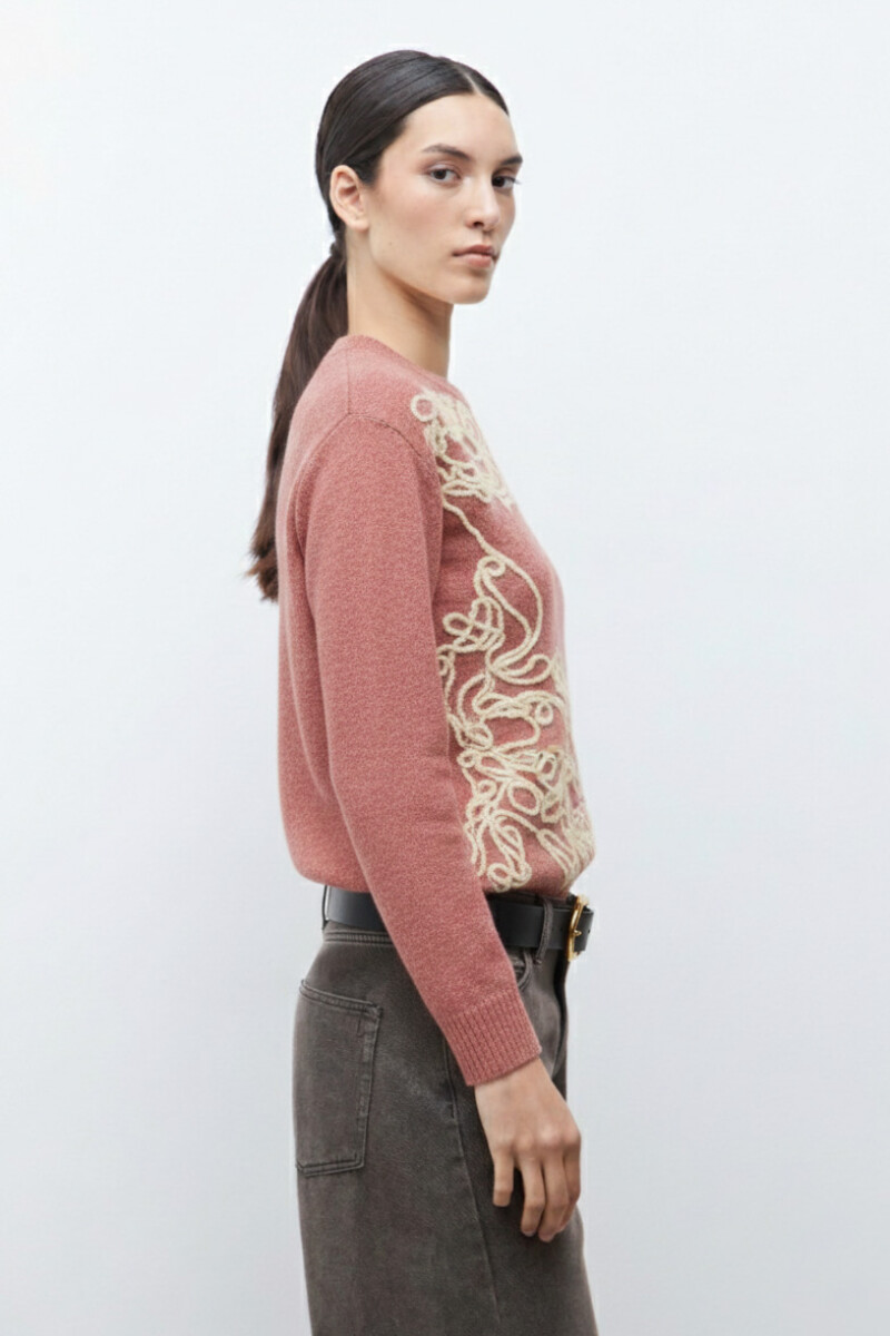 Sweater con bordado rojo melange