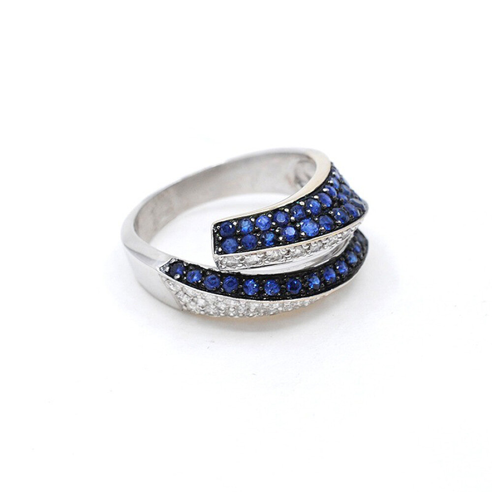 Anillo En Oro Blanco 18K Y Zafiros Anillo En Oro Blanco 18K Y Zafiros
