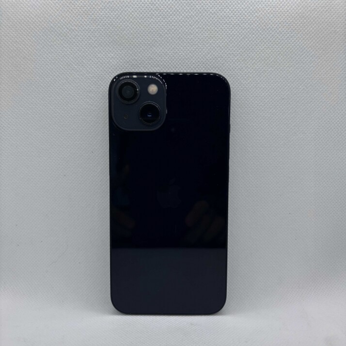 iPhone 13 128GB - Midnight iPhone 13 128GB - Midnight