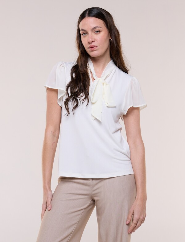 Blusa Tie Neck Con Mangas Mariposa De Gasa CRUDO
