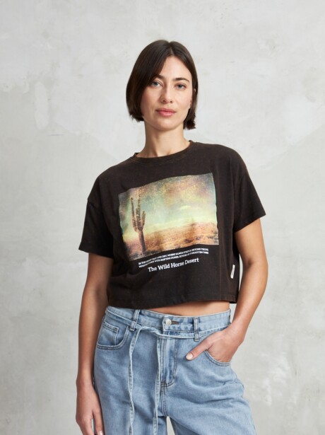 REMERA HINOJO NEGRO