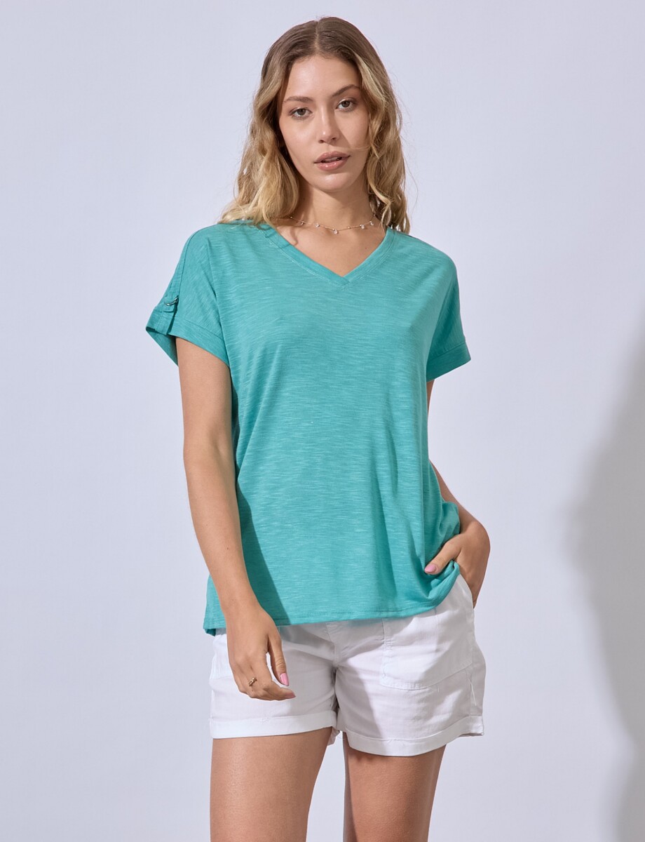 Remera Escote V - Verde Agua 