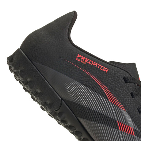 Championes Unisex Adidas Futbol 5 Predator Club TF Negro - Rojo