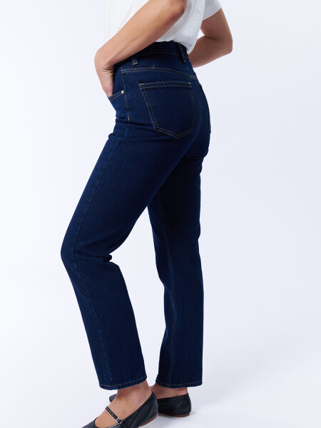 Pantalón Jean Recto Clásico Azul Oscuro
